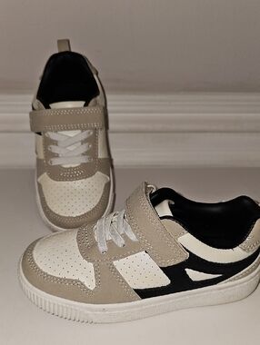 Carter's Beige, White & Black Kids Velcro Sneakers